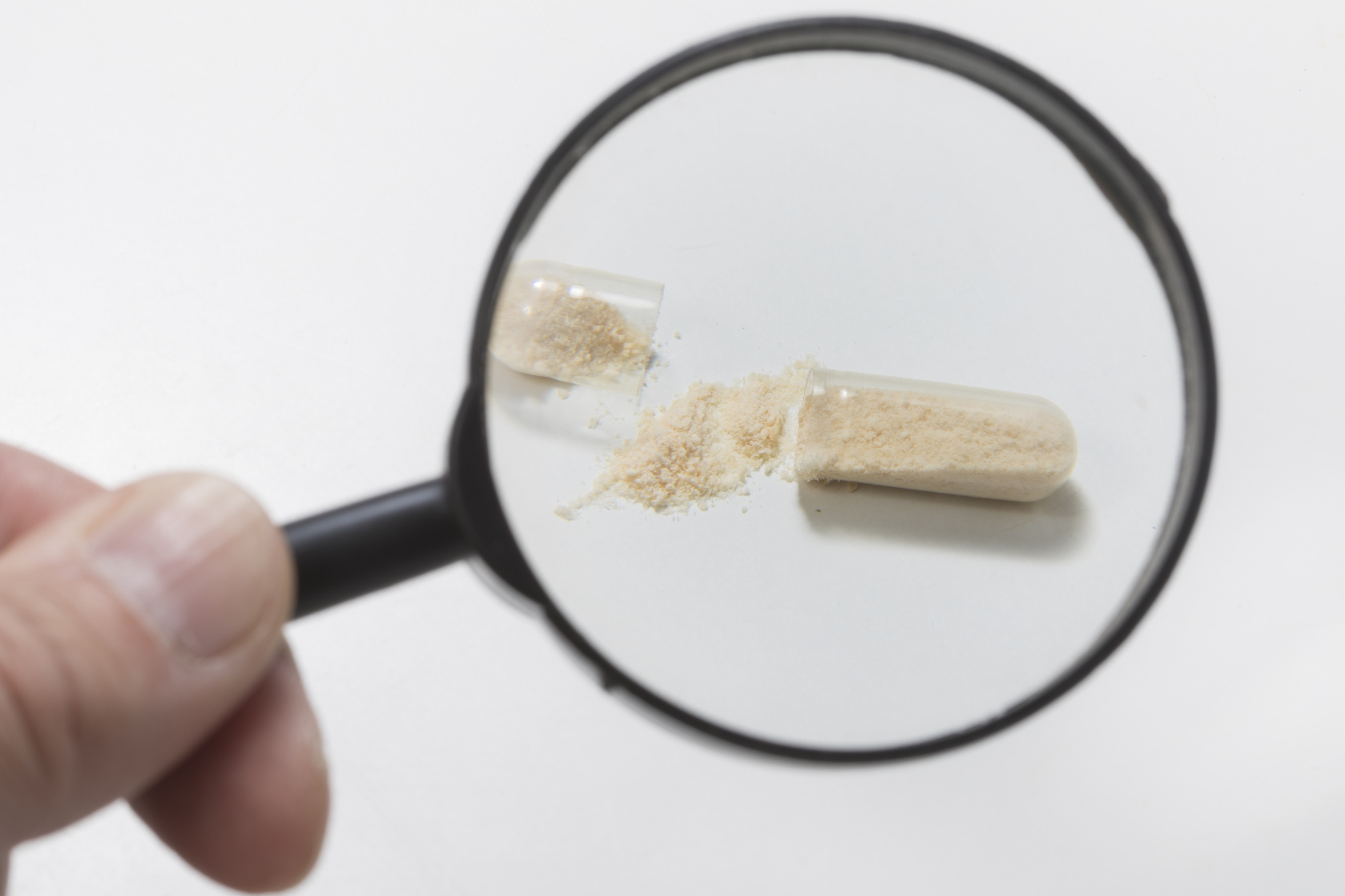 'Thanks to a combination of synchrotron XRPD and the pair distribution function technique new perspectives open for the quantification of poorly crystalline and amorphous compounds in pharmaceutical formulations.